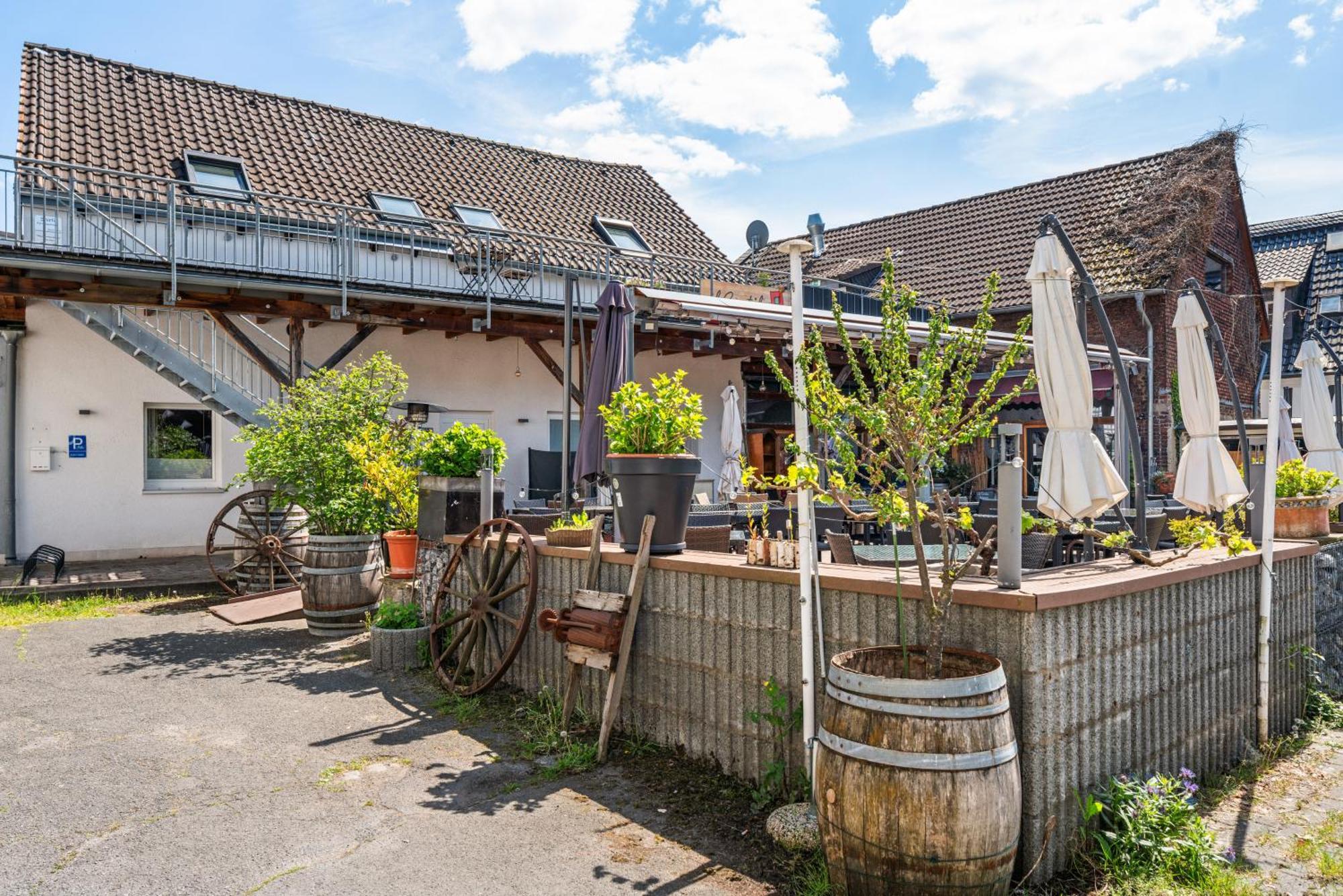 Mola Apartments-Charmante Ferienwohnung Im Herdecke Zentrum Fuer 3 Personen-Grosse Dachterrasse-Grill-Gratis Parken-Wlan Экстерьер фото